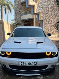 جالنجر 2018 فئة sxt حادثها فقط جاملغ خلفي  محرك 3600 شادلها اكزوز صوت ...