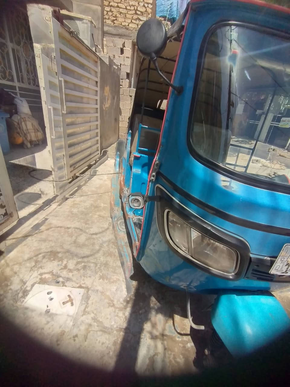 سلام عليكم. TVS للبيع موديل 20 تحويل ثاني يوم عنوانه الامين الثاني  ***********
