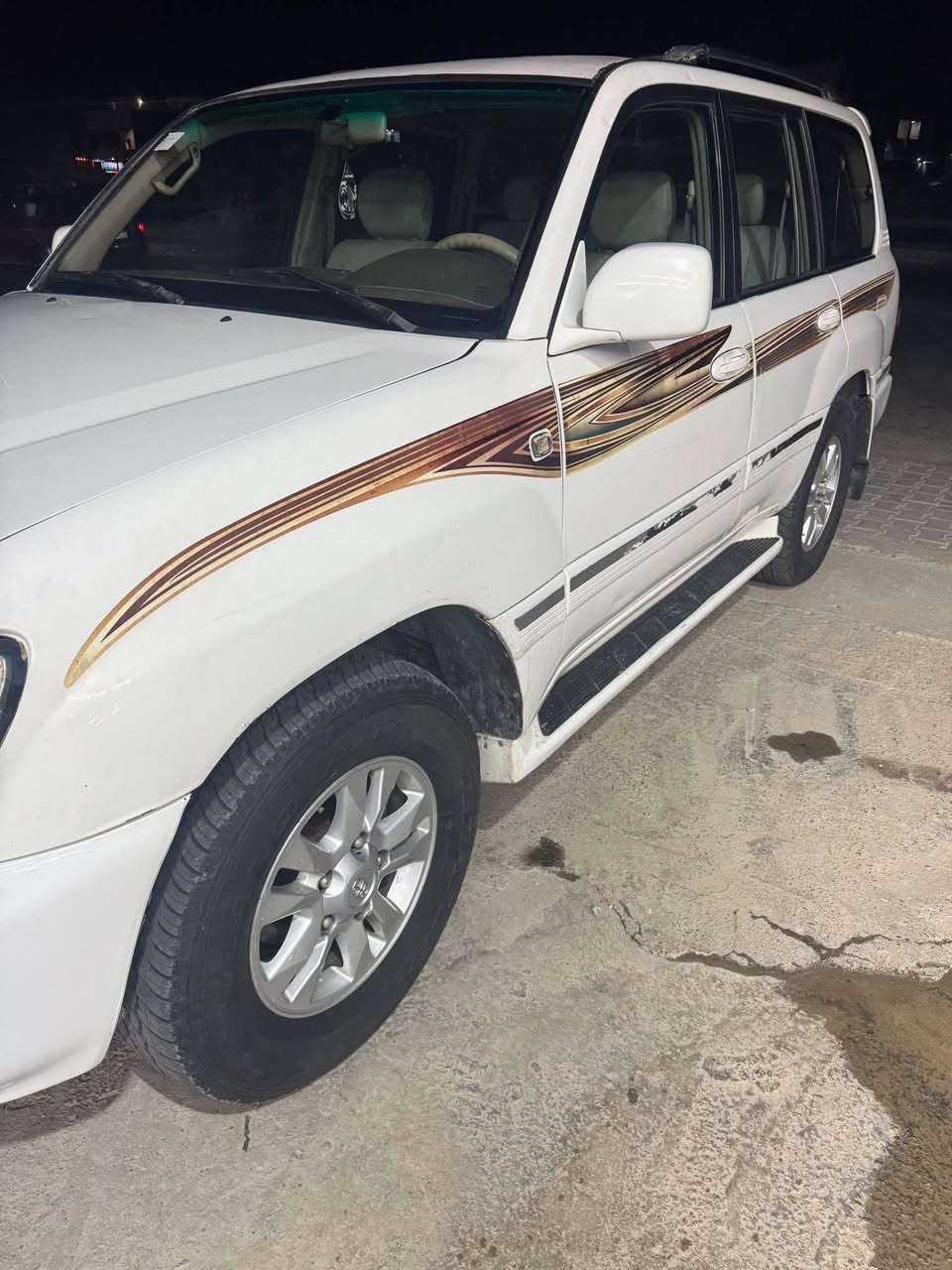 تويوتا لاندكروز موديل ٢٠٠٠ رقم اربيل الجديد شرط التحويل
مكينه گير شرط 
تبريد ثلج سيارة بيها صبغ عام السعر ٩٠ مكان السيارة موصل 
الشراي يتصل *********** موصل, نينوى
