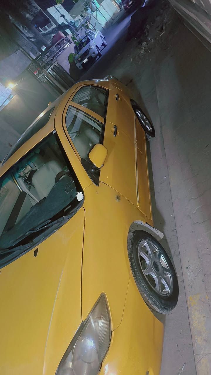 ٢٠١١ • فتحة كهربائية • تايرات امامية