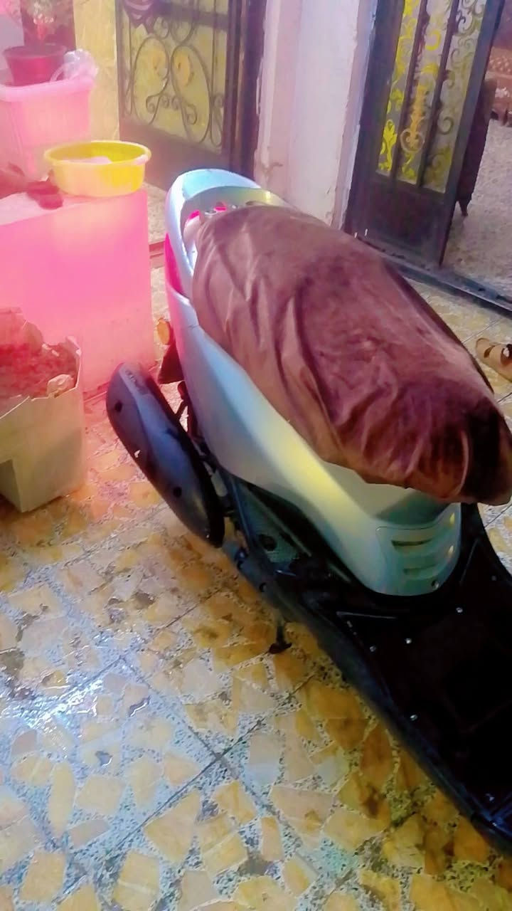 سلام عليكم شباب بريز بغبغاه البيع دراجة كفاله عامه رمبه صالي 5شهر من نزلته من رمبه مكينه كفاله نوزل السعر مليون 150وبيه مجال رقمي ***********مكاني بغداد مدينه الصد ✨
