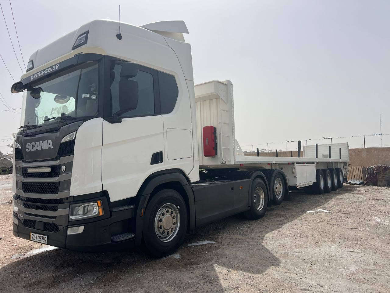 سلام عليكم سياره البيع راس ممكصوص حجم R500 فول مواصفات ثلاجه ريتايدر كامره حساس مديل 2018 سنكل خلفي  عربانه غسان 4دناكير مديل 2026 تخم تاير  سنويه جديده بسمي مداور ثاني يوم سياره جديده مكفوله العنوان بصره القبله 
*********** علي زياره
