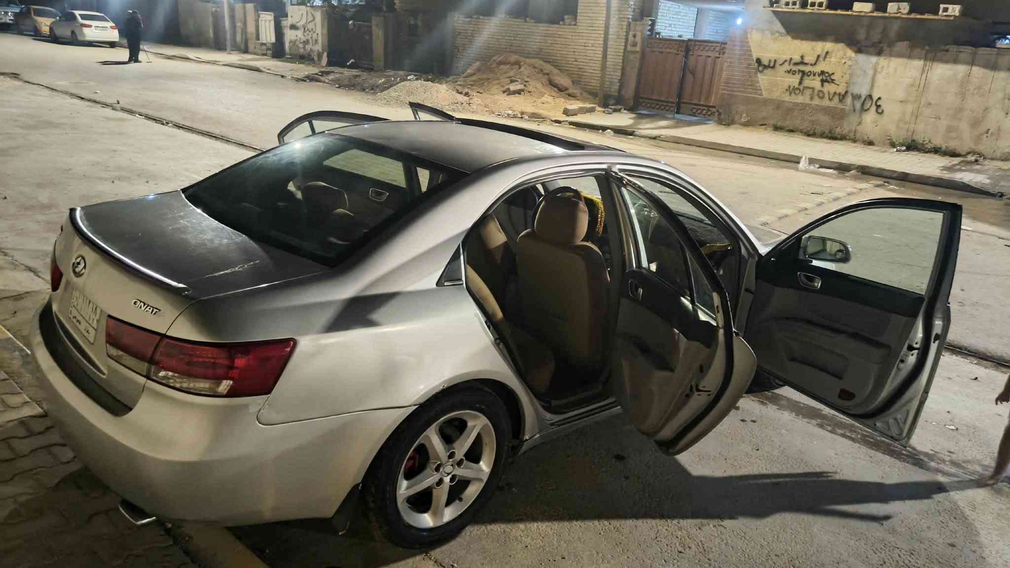 سوناتا ٢٠٠٦ • محرك 6 • مصبوغة