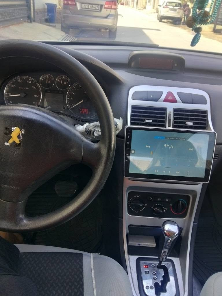 سلام عليكم بيجو للبيع 2006 سنوي مشروع وطني بيه بطاقة بانزين بيه صبغ نص باب او شبر باب صندوك فقط كير محرك بل شراط مامفتوح ماشيه 180تبريد تدفه كل شغال سعر 68 او بيه مجال وهاي رقمي *********** كركوك, العراق
