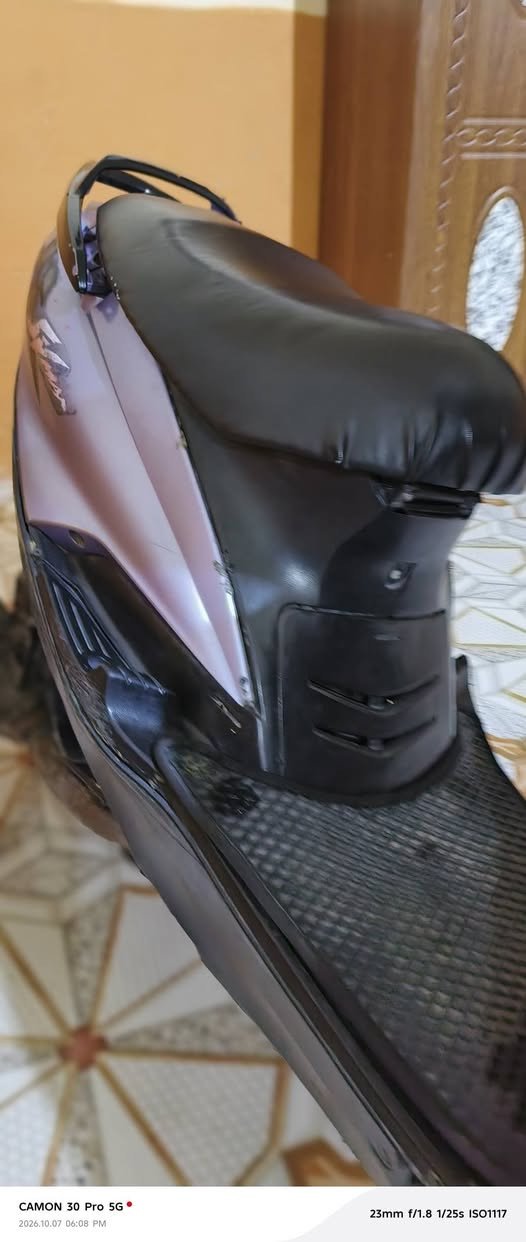 ماكس عدلة • ١٤٠ • سلف