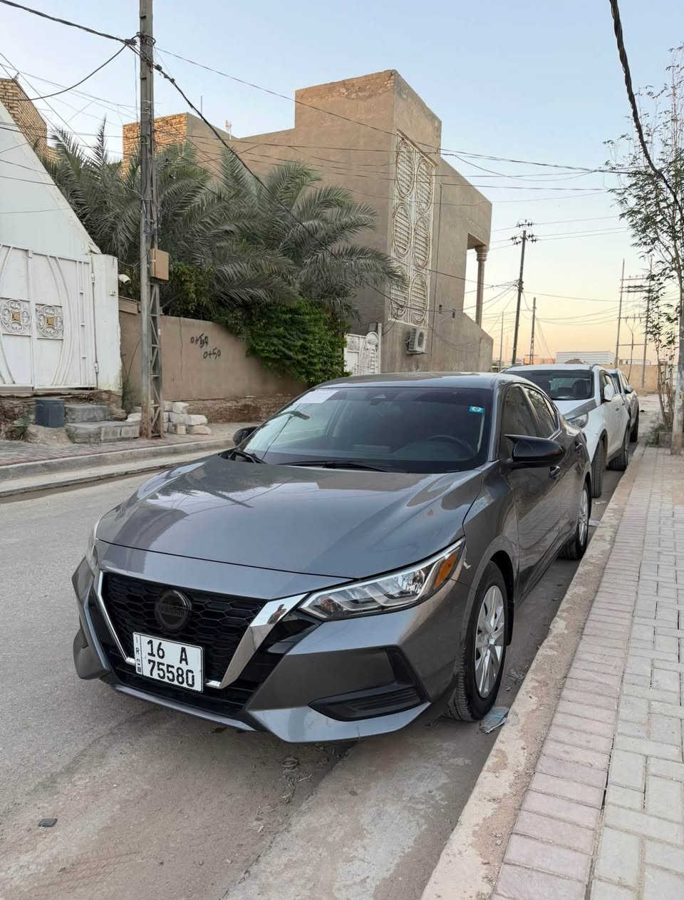 نيسان سنترا 2023 
ماشية 22 الف
السعر  118$
مرقمة معوقين قادسية وبأسمي 

مواصفات  : بصمه , شاشه , كامره , رادار امامي , رادار خلفي , رادار جانبي , ابواب بصمه , حساس خلفي , تحكم ستيرن , مكينة 2000 , توقف ذاتي , تحذير خروج عن المسار 

بجم امامي وخلفي كبس 
كلش جديده السياره 
كير و محرك بشرط 
حجر بيئه و رادار بلادي 

حادثها موضوح بالصورة مبدل باب السائق اصلي والي خلف السائق اصلي نفس الون السياره وبارد بلجاملغ الخلفي
السيارة جاهزة من كلشي 

مكان السيارة الديوانية 
للاستفسار *********** ديوانية, القادسية
