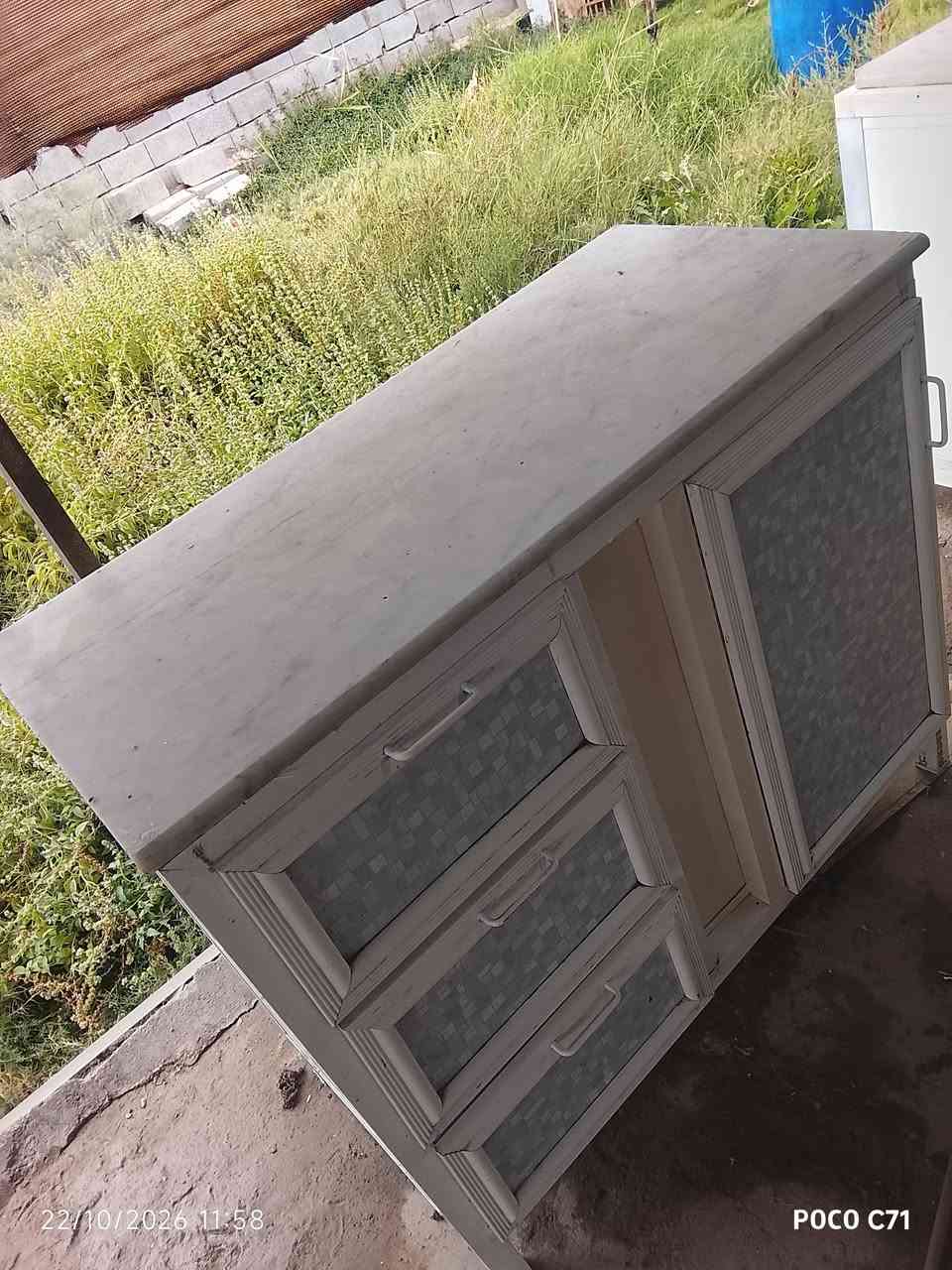 متر وربع • مرمر • مجرات