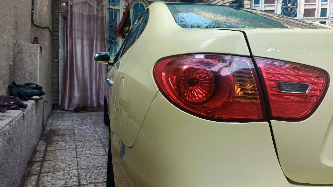 بيع مستعجل ادوات متؤم طبق الاصل
وصل هيئه بيها
مصفره غرامات
سياره حلوه جديده
كهربائيات كلها شغاله
تخم ويل اسود جديد
دواخل حلوه
شاشه اصليه 
حساسات 
كامره 
فقط المكينه تبخر
السعر 30 وبيها مجال 
مكانها بالعماره
***********
