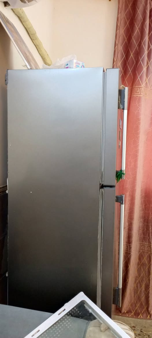 السلام عليكم ورحمه الله وبركاته من رخصت ابو الكروب المحترم      عندي ثلاجه  16قدم مستعملة للبيع السعر 250 عندي  اثنين ثلاجةحجم صغير حافضة أدوية  الثلاجة الصغيرة حافضة علاجات حار وبارد سعر 75 وبيهة مجال والثانية 50 وبيهة مجال عنواني بغداد الحسينيه 
***********
