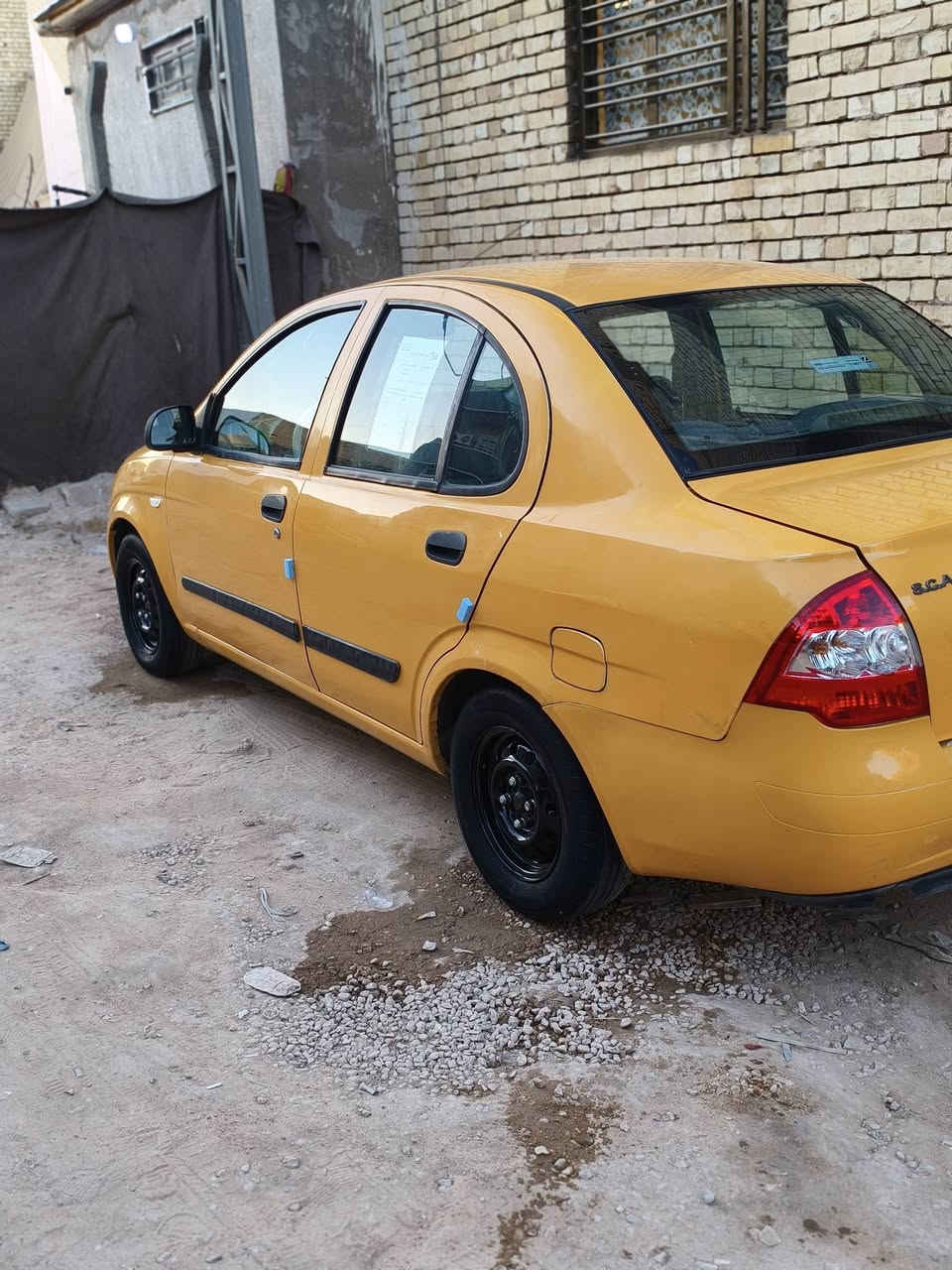 طيبه للبيع مديل 15 بغداد سياره بسمي كير مكينه كفولات حداديه نضيفه تبريد ثلج هيئه وغرامات مصفره  وهستوني شديت اله زوج تايرات امامي  سنويه لل 2031 ..السعر 39 وبيه مجال  *********** كربلاء
