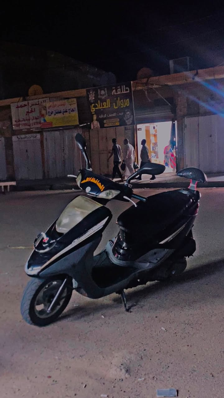 السلام عليكم 
دراجه بريز للبيع برغي ممفتوح بيها دراجه ماشالله خير من الله

دبلات امامي خلفي جدد
تايرات جدد
نكره سلف 
الاستفسار خاص.........
او الاتصال على رقم...***********
