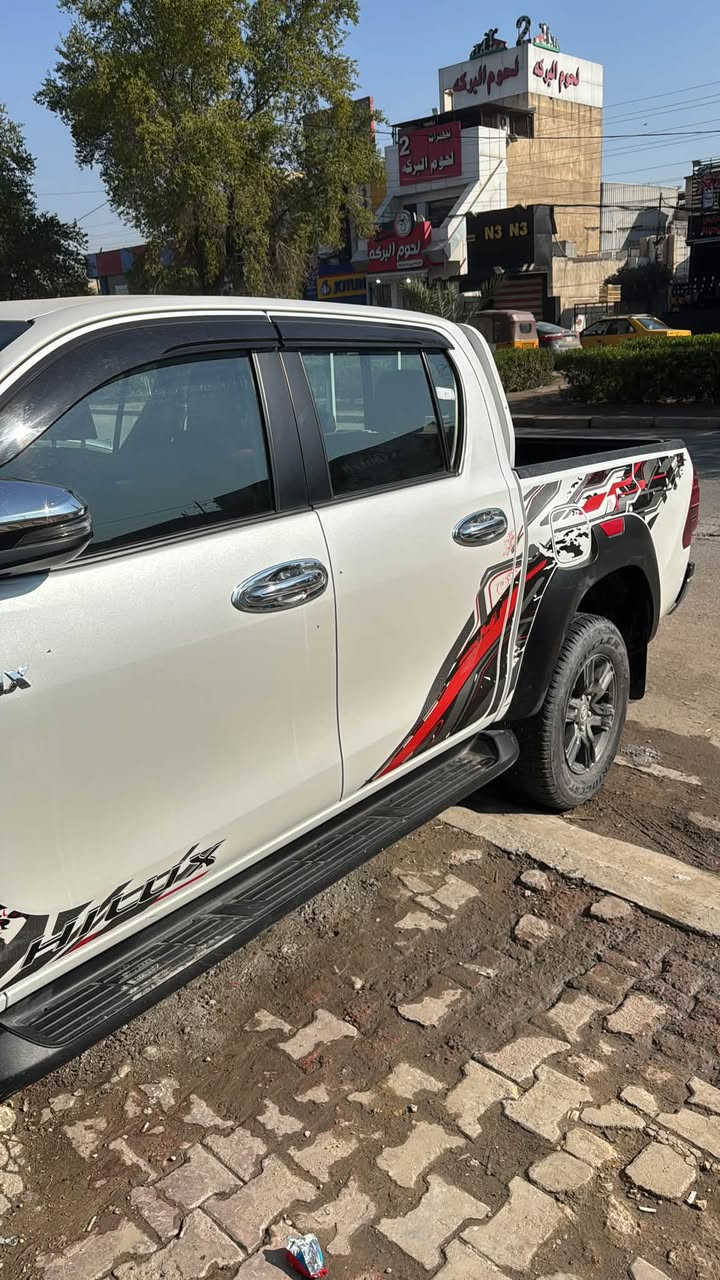 هيلوكس trd 2024
ماشية 42 الف
رقم شمالي
فول
بارد باب البدي الخلفي
***********
سعر 350
