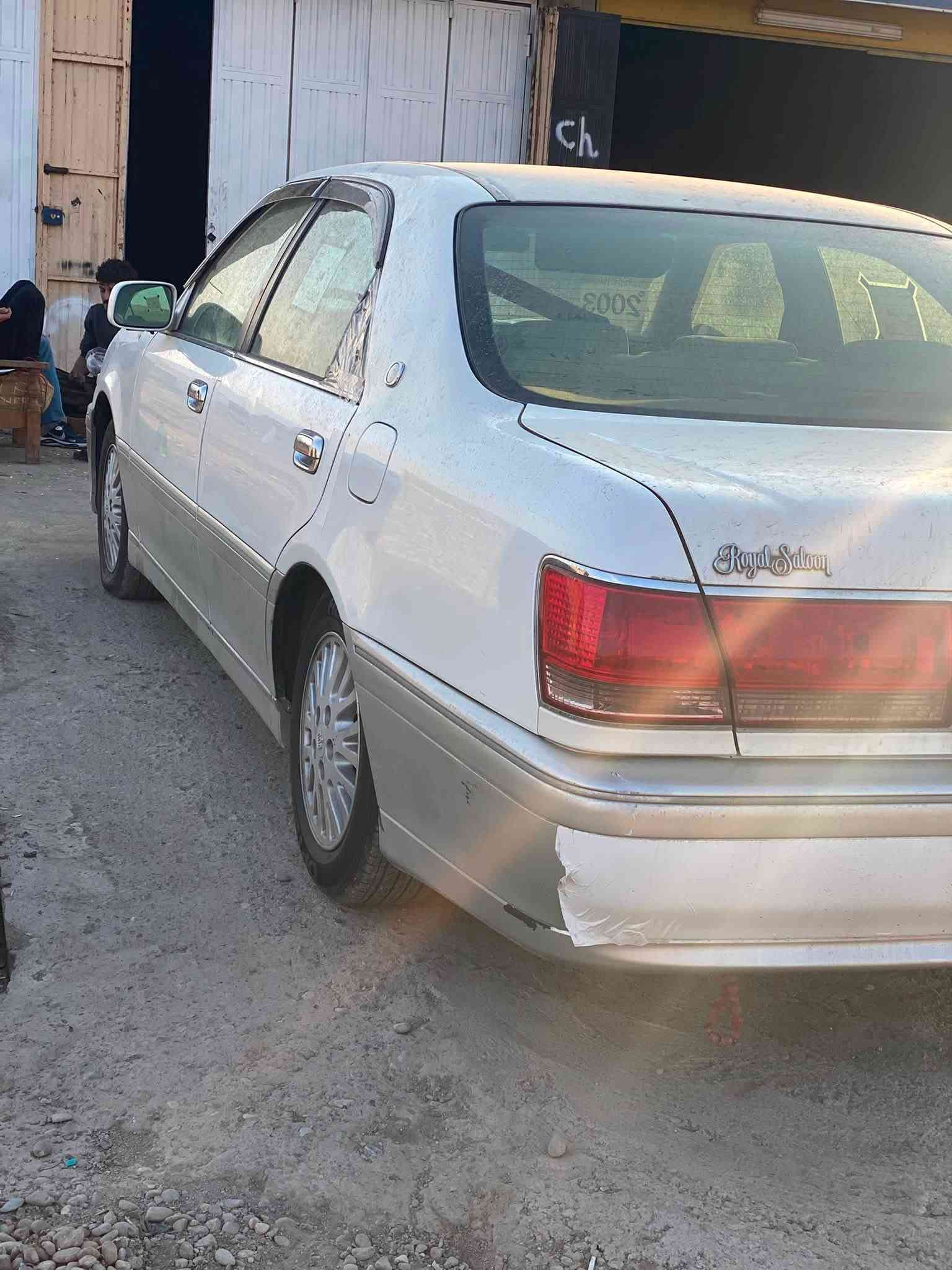 موديل ٢٠٠٢ • مكينة D175 • زينون أصلي