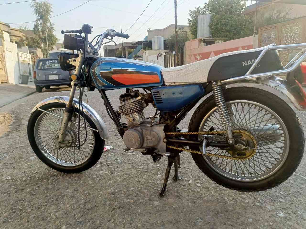 السلام وعليكم دراجه للبيع موديل 16نضيفه وحيل حلو وكاعده كدام العين سعرها 200وبيه مجال للطيبين الي شراي ينتصل ***********

