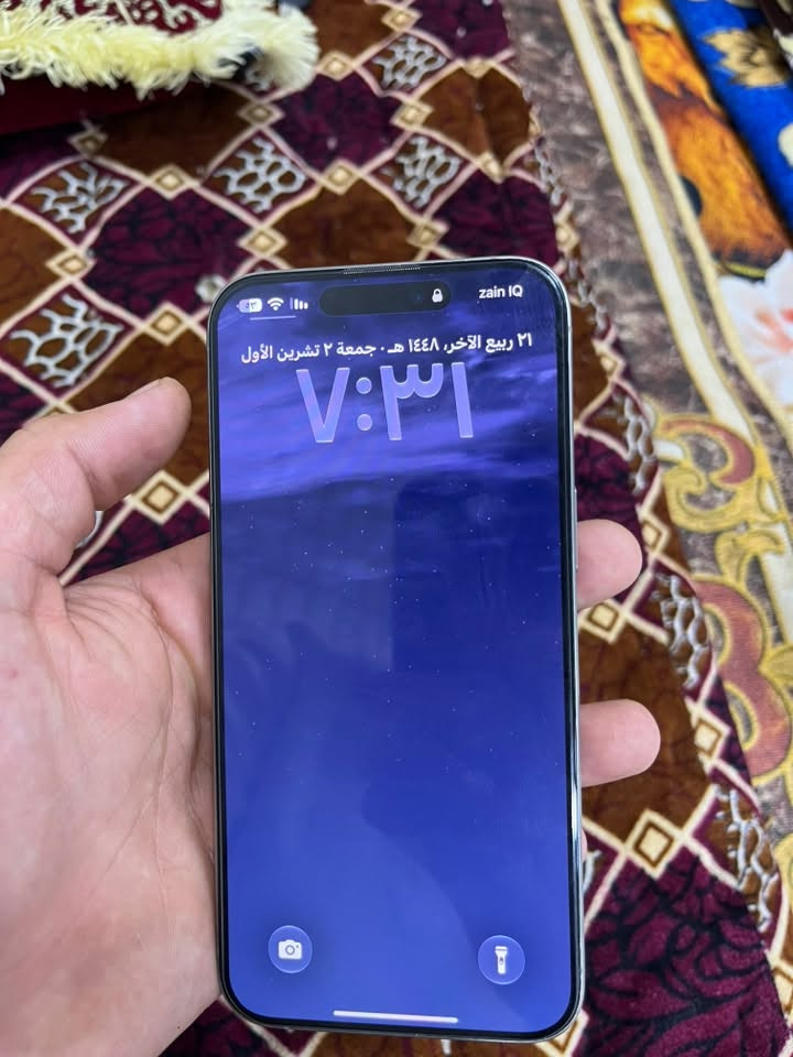 للبيع ايفون ١٥ برو ماكس بطاريه ٧٧ جهاز نضيف ماداخل تصليح ويا كيبل وكارتونه السعر ٩٠٠الف  ***********واسط عزيزية

نص مكتوب في الصور:
- حالة البطارية
- الخدمة
- حالة بطارية هذا الـ iPhone متدنية جدًا. يمكن استبدال البطارية عن طريق أحد مزودي خدمة Apple المعتمدين لاستعادة المستوى الكامل للأداء والقدرة.
- العثور على خيارات الخدمة...
- قد تكون خدمة البطارية مغطاة بالضمان. حول البطارية والضمان...
- الحد الأقصى للقدرة
- ٧٧٪
- هذا قياس لقدرة البطارية مقارنة بقدرتها عندما كانت جديدة. قد تتسبب القدرة المنخفضة بتقليل ساعات الاستخدام بين عملية الشحن والأخرى.
- عدد الدورات
- ۱۰۲۹
- هذا هو عدد مرات استهلاك iPhone لقدرة البطارية. معرفة المزيد...
- تاريخ التصنيع
- كانون الثاني ٢٠٢٤
- أول استخدام
- حزيران ٢٠٢٤