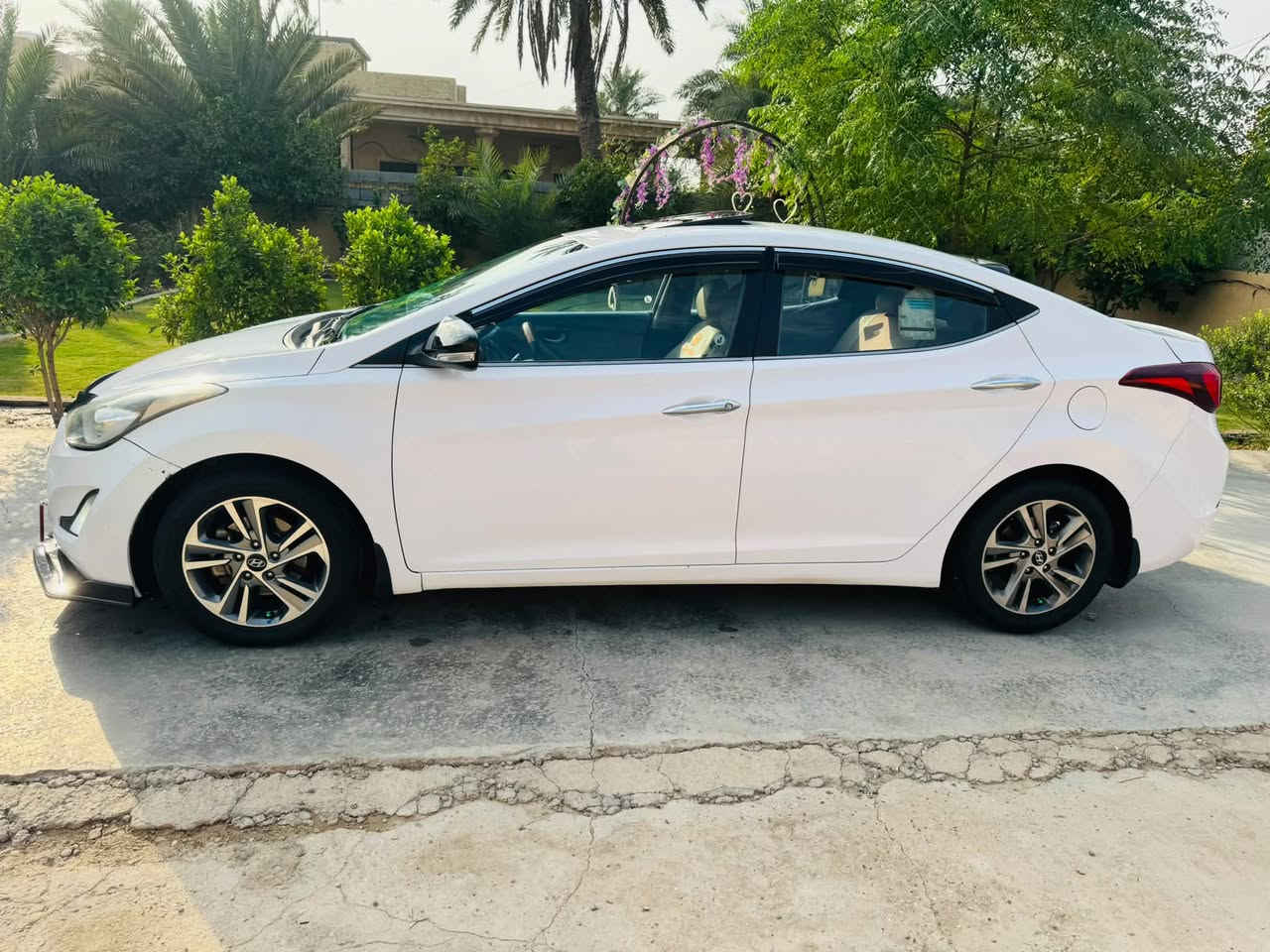 النترا • ٢٠١٥ • ١٦٠ الف كم
