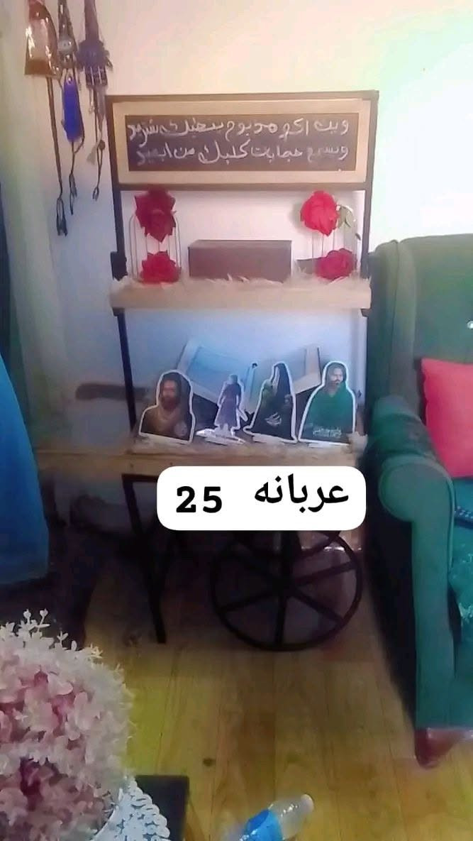***********تخم عشرة مقعد للبيع وميز ابلازمه وزاويه وطبلات وحدة كبيرة واثنين  اصغار  تواصل واتساب او ع خاص مستعجلين ع بيع
