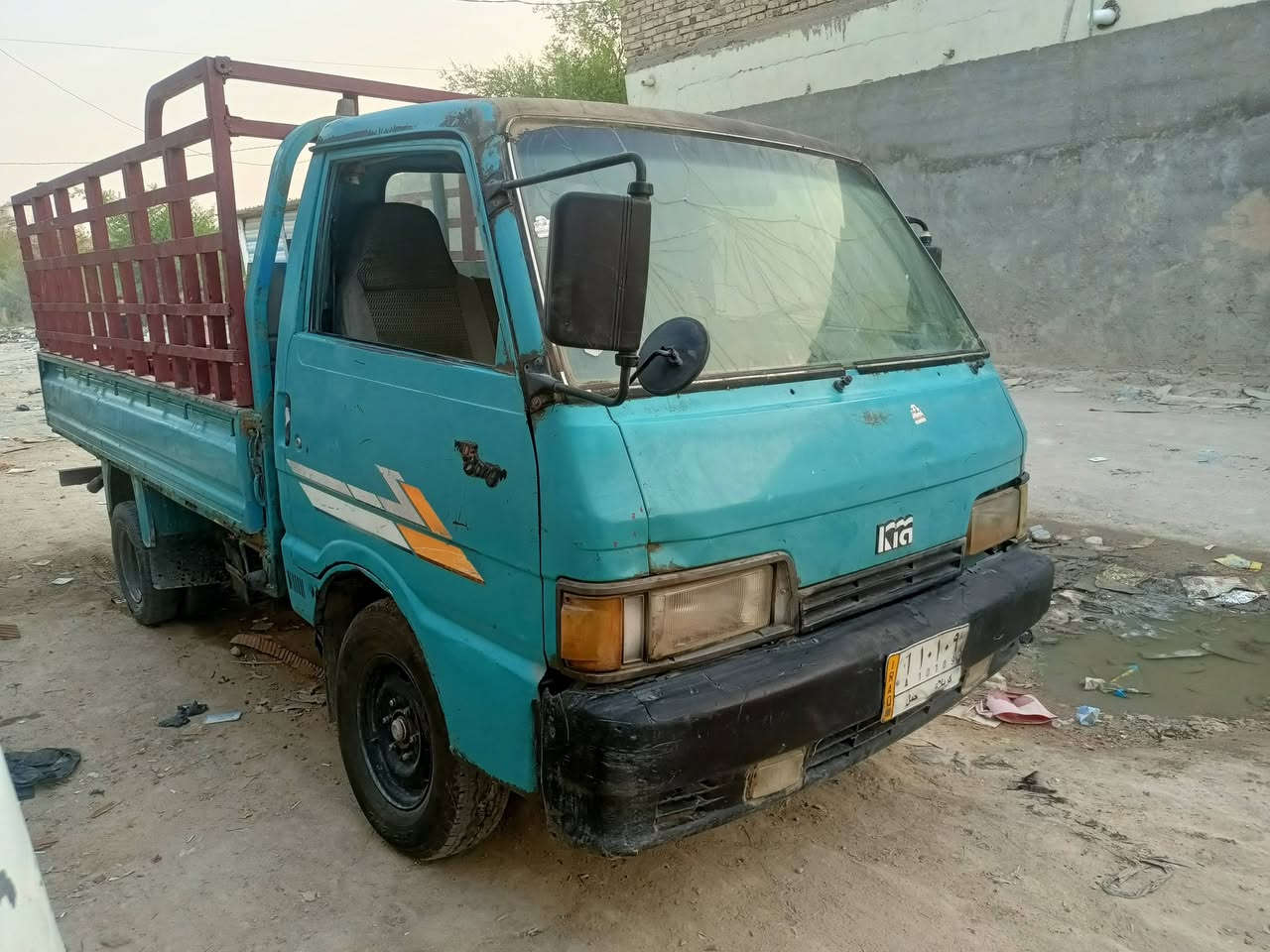 سلام عليكم كيه موديل 94 تحويل مباشر السعر 35وبيه مجال حك الجيه مكينه كرتون توني طلعته من التجفيت كير اكسن وشاصي ورقم شاصي كفاله كهربايات تخم تاير جديد سياره جاهزة مكان نجف***********
