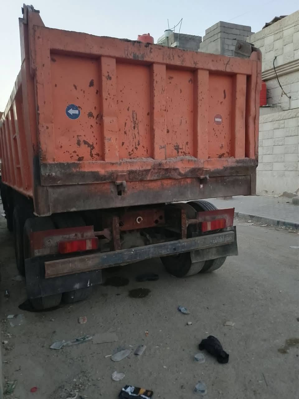 سلام عليكم البي فرنسيه للبيع موديل 91 رقم بغداد مكينه 28 محسن كير 111 جديد
السعر 150 وبيه مجال

مكان البصره ***********
