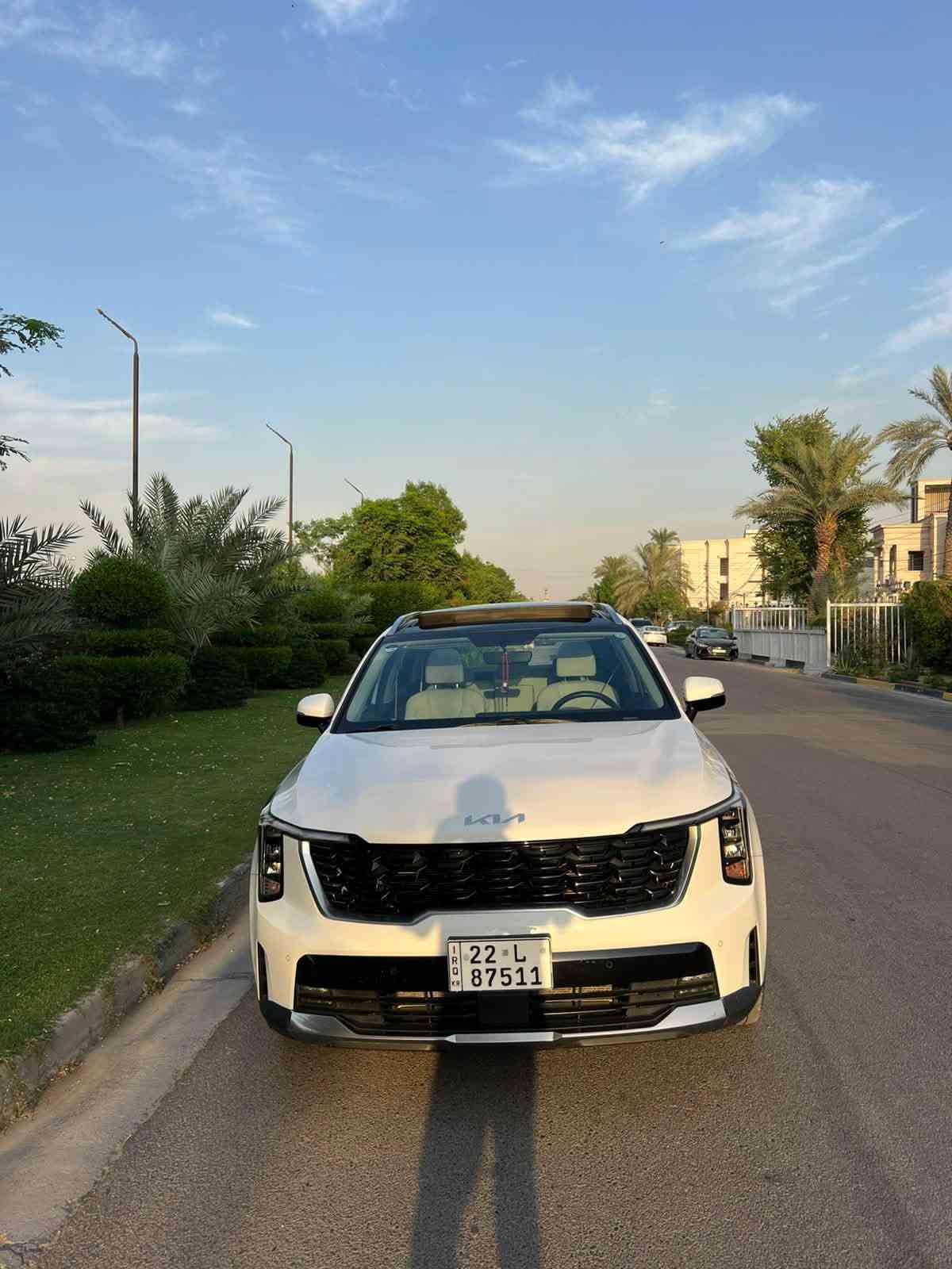 سورنتو موديل ٢٠٢٤سياره خليجي  جديده ماشيه ٢١ الف رقم اربيل بسمي فول ١/١مكينه ٤ سلندر مكفوله من صبغ كفاله عامه فقد بيه طخه كلش قليله 
مكان سياره بغداد حي الجامعه *********** السعر ٢٤٠ بيه مجال قليل
