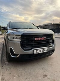 GMC  ٢٠٢٣ اكاديا / ستة سلندر فور ويل / فول حساسات / خمس وضعيات قيادة /...