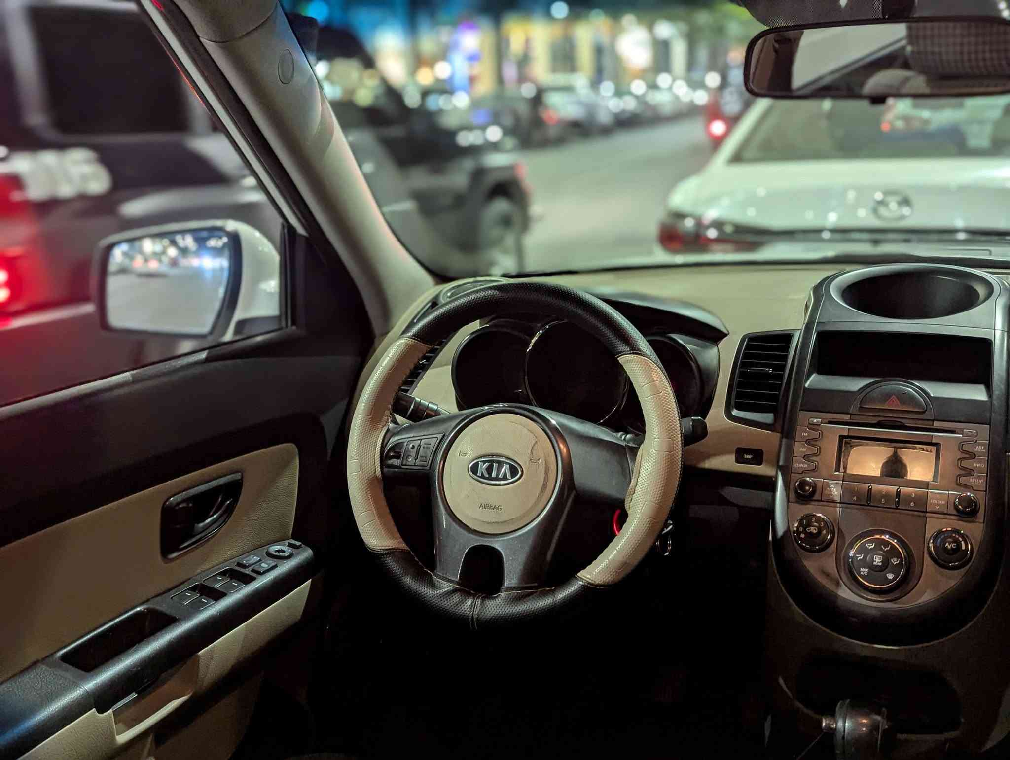 KIA SOUL 2011    مکفول خلیجی
بسم اللە رحمان رحیم

سلام علیکم

سيارة: كيا صول خلیجی

موديل:2011

مكينة: 16 دوش

سيارة كلش نظيفة بدون صبغ بدون بارد كلشي بلادي حتى سبير مانزل گير محرك بشرط الف فيطر وياي ثلاث سيوجات مال شركة 

سنوية جديدة باسمي تحويل ثاني يوم 
عنوان: سليمانية
للاستفسار: ***********
