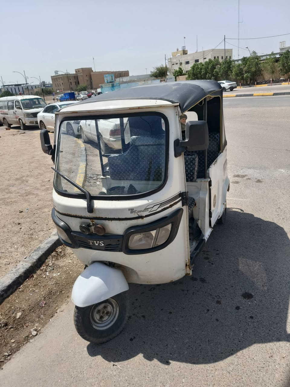 تكتك للبيع موديل 2021.
اوراق اصوليه كامله 
هاي امامك بصوره 
مكينه جديده كفاله  ما مفتوح برغي 
السعر 5200 وبيها مجال 
الرقم: ***********
