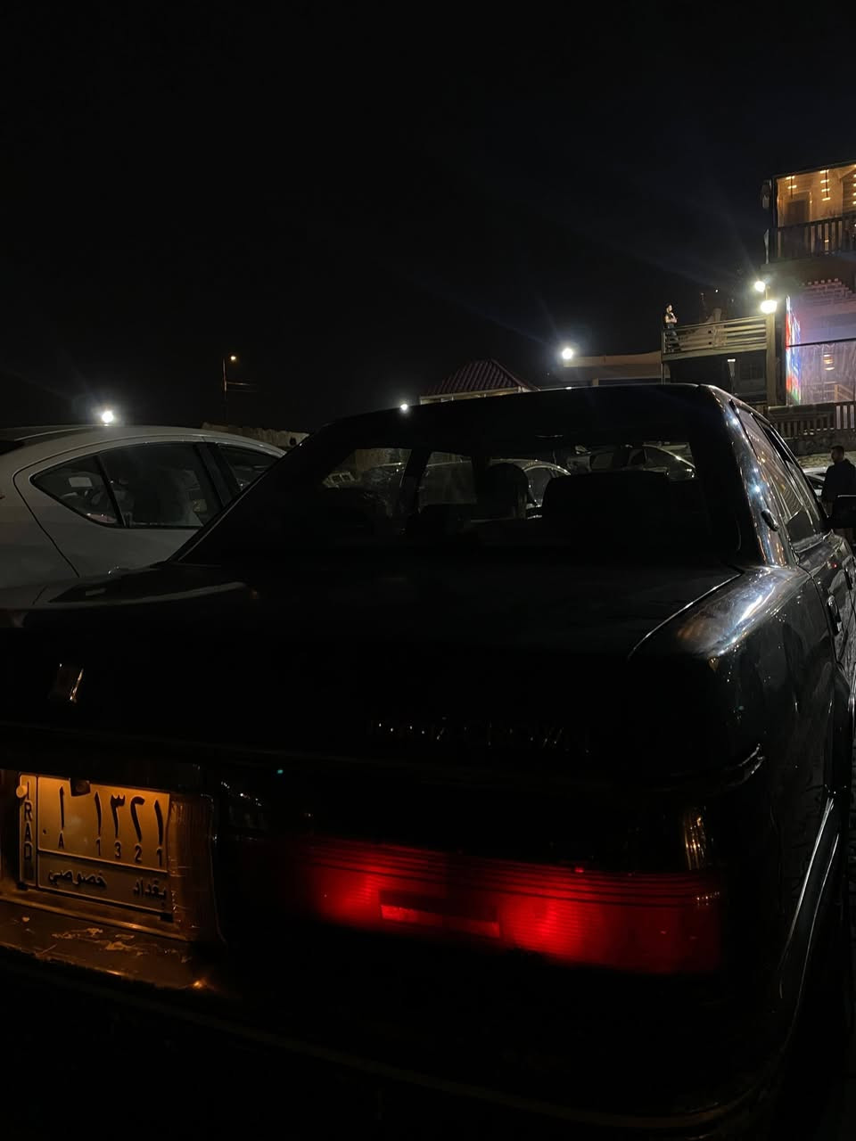 سلام عليكم
سيارة كراون هارتوب موديل 1990 سياره مكفوله من الصبغ والحادث ونقل جثه وكص كهربائيات كلها شغاله كير مكينه مكفوله دواخلها بلاديه نضيفه سياره بأسمي ابيعلك شرط تحويل. مكان السياره بغداد 
تبريدها شغال نقص بس راديتر وغاز 
السياره خير من الله مال جناي 
السعر 47وبيها مجال حك الجيه 
استفسار اكثر ادخل خاص وبلخدمه 
***********واتساب
