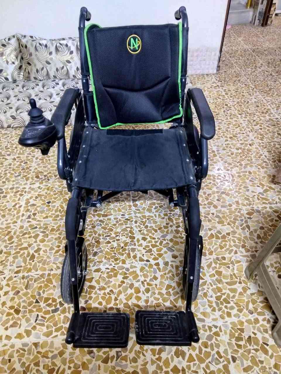 السلام عليكم
عربانه عل شحن  للبيع السعر 500 وبيه مجال العنوان  الموصل يارمجة الشرقية الأولى
***********
***********
