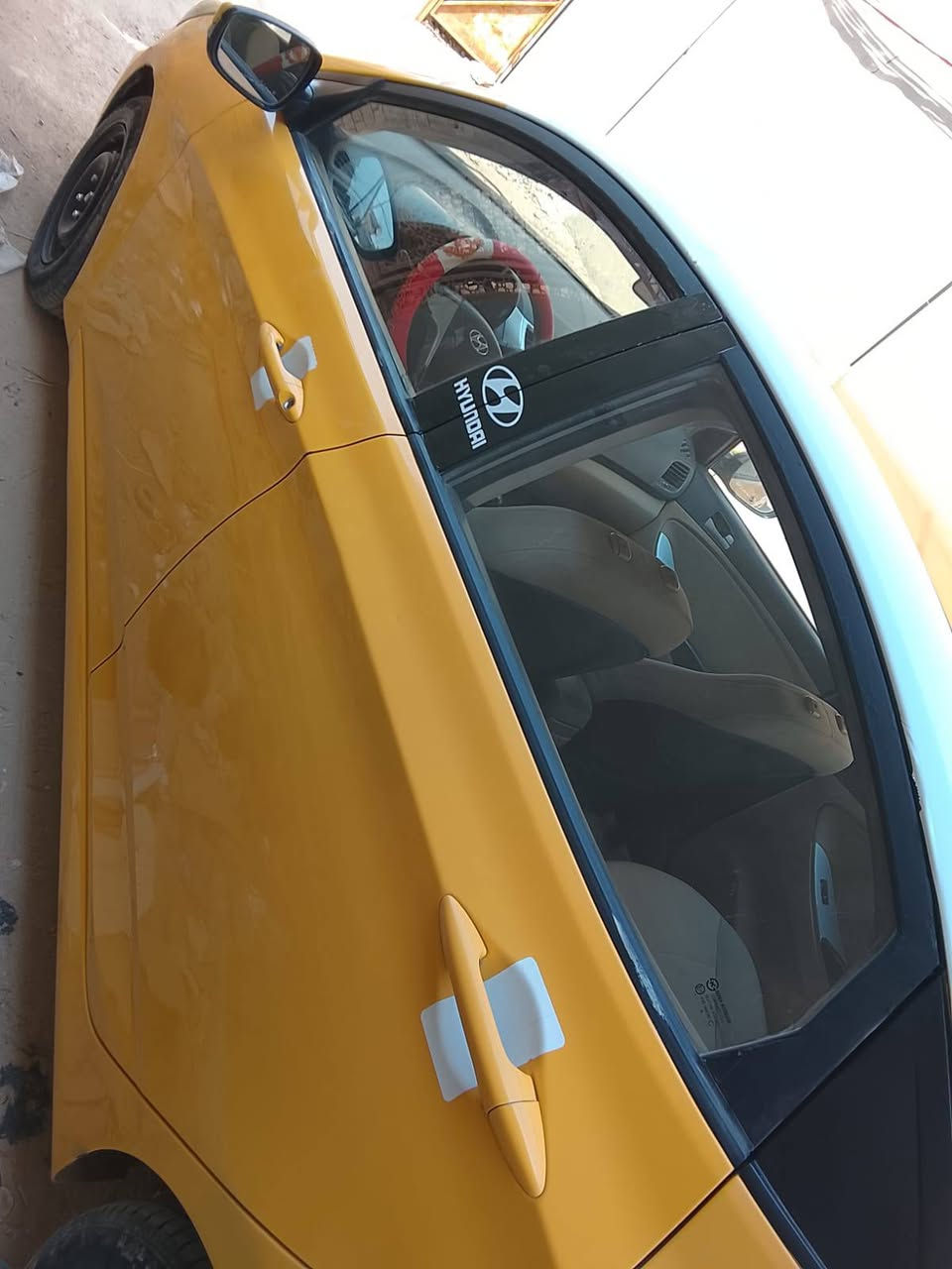 الاتصال عل رقم ***********
السلام عليكم اكسنت للبيع موديل 15خليجي محرك 1600بيه طخات بسيطهمحرك جي دي السعر 75وبيه مجال
