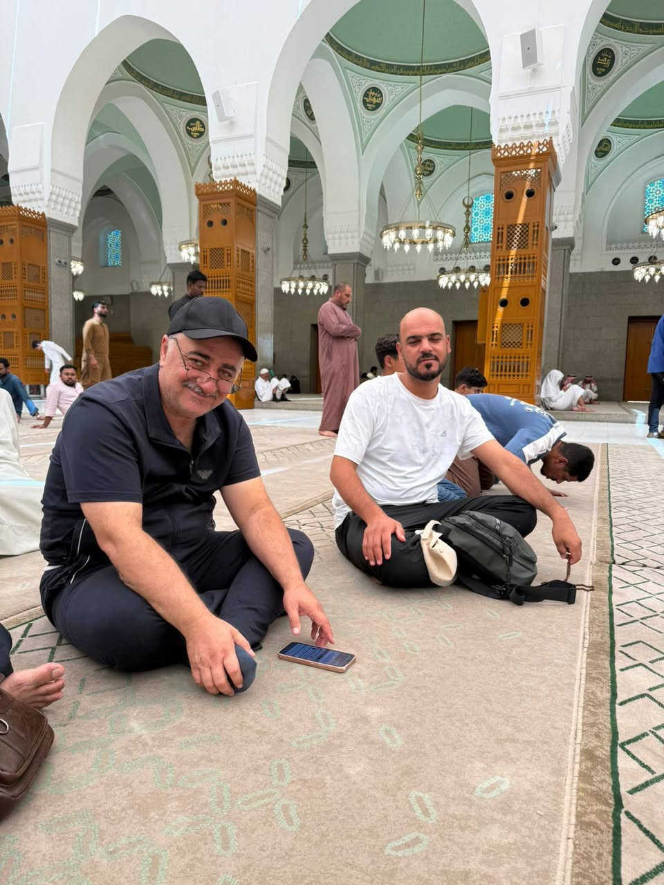 📍الان معتمري شركة مشاعر الحرم للحج والعمرة في مسجد قباء 🕌
أول مسجد أُسِّس في الإسلام، بناه النبي ﷺ عند قدومه إلى المدينة، وله مكانة عظيمة في الإسلام. وقد ورد في فضله أن الصلاة فيه كأجر عمرة. برفقة 
المتعهد : السيد جاسم السبعاوي 
المتعهد :  احمد السيد جاسم السبعاوي 
مستمرين باستلام الجوازات لعمرة 10 / 9 
📞للاستفسار الاتصال على 
📲 *********** + واتساب 
📲 *********** + واتساب 
🌐او مراجعة مقر الشركة الكائن في موصل حي فلسطين مقابل مول ياهلا { شركة مشاعر الحرم للحج والعمرة }
