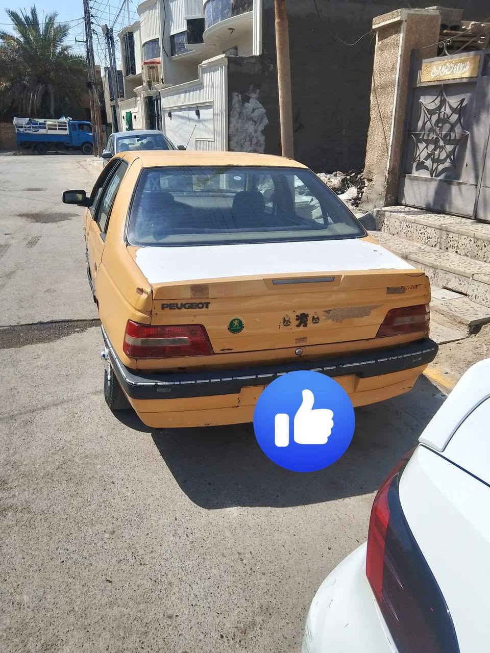 السلام عليكم سياره للبيع مستعجله موديل 16 

والشراي يتصل على رقمي ويصير الدلل 

مكان بغداد الجديده رايتها ب 25 بها مجال 

***********
