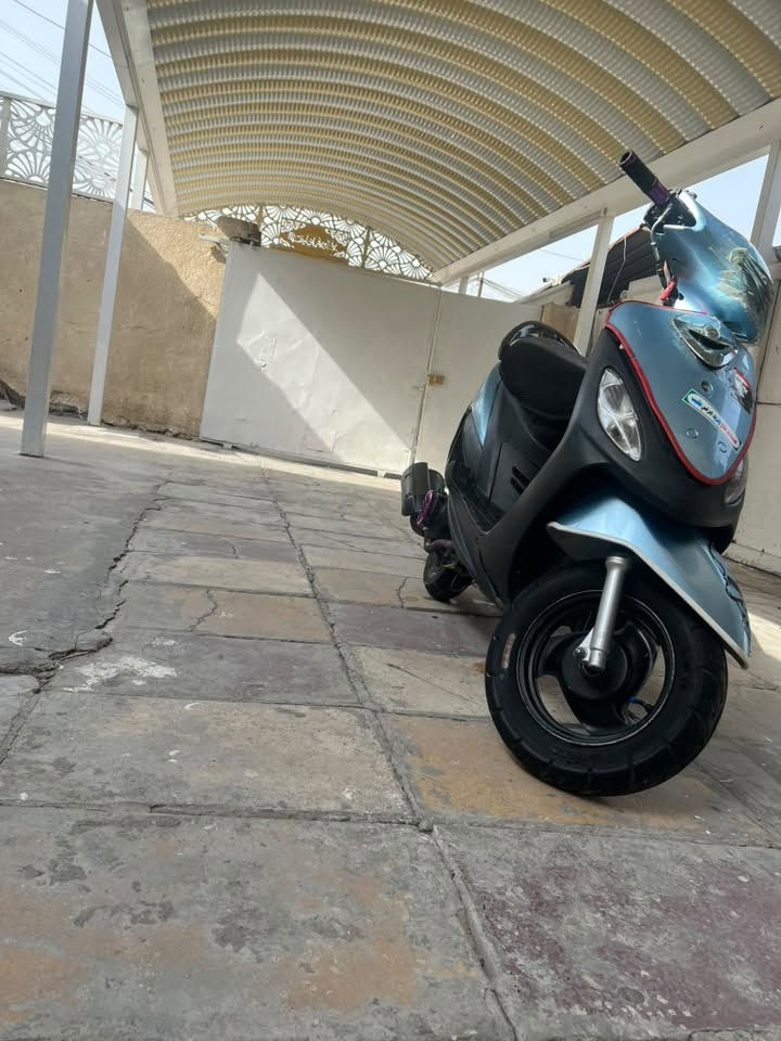دراجه ماكس  دراجه رمبه بلاديه مكينه ما مفتوحه الدراجه ما بيه نقص السعر 350 وبيه مجال التواصل ***********  المحافظة بغداد المنصور
