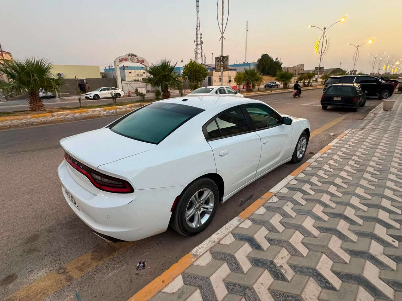 سلام عليكم  
جاجر   للبيع موديل 2022 اصل 
 رقم بغداد حره بأسمي   تحويل ثاني 
 ماشيه 60 الف هسه ما مشتغله خط سياره كلش جديده 
داخله  تقرير تعمل وتسير وفاتحه ناريه 
وبالعراق بيها باب السايق  
عنواني ذي قار ناصريه مركز 
السعر 240 
الاستفسار ***********
