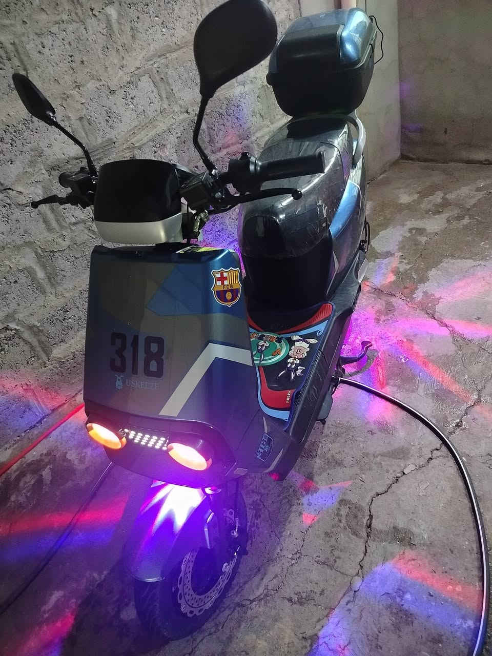 ماطور شحن 318
6بطاريات شرط نضيفة وجديدة
الماطور مستعمل شهرين يعني بعده جديد ونضيف وكدام العين صندوق خلفي ومرايات ويشتغل سويج وبصمة وكرت اليعجبك شغله بي السعر 750وبي مجال بسيط للتواصل راسلني خاص او اتصل على هذا الرقم ***********
