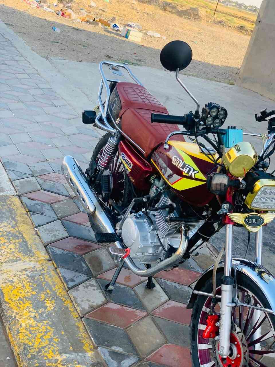 السلام عليكم دراجه للبيع موديل ٢٤محدث ٢٥ السعر 650 وبي مجال مفتوح الخاص والرقم ***********
