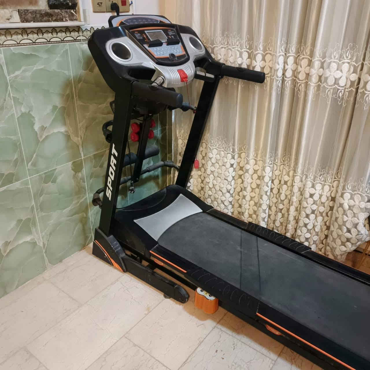 السلام عليكم جهاز مشي للبيع 🟥
نضافه ٩٩ بلميه كلش نضيف و سلس و سريع + بي هزاز من كدام و اثقال صغار ||||| مكاني السماوه ٣٦ شارع المرور
🟥🟥السعر ٢٥٠ وتساب ***********
