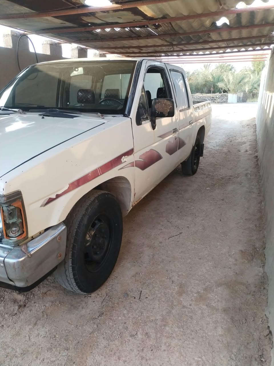 سلام عليكم للبيع بيكم نيسان موديل 89 السياره جاهزه مكينه وكير تخم تاير كهربائيات شاصي مكفول لاخياس ولا لحيم رقم بغداد الماني رعيها الشرعي موجود مكانها ميسان للستفسار ***********
