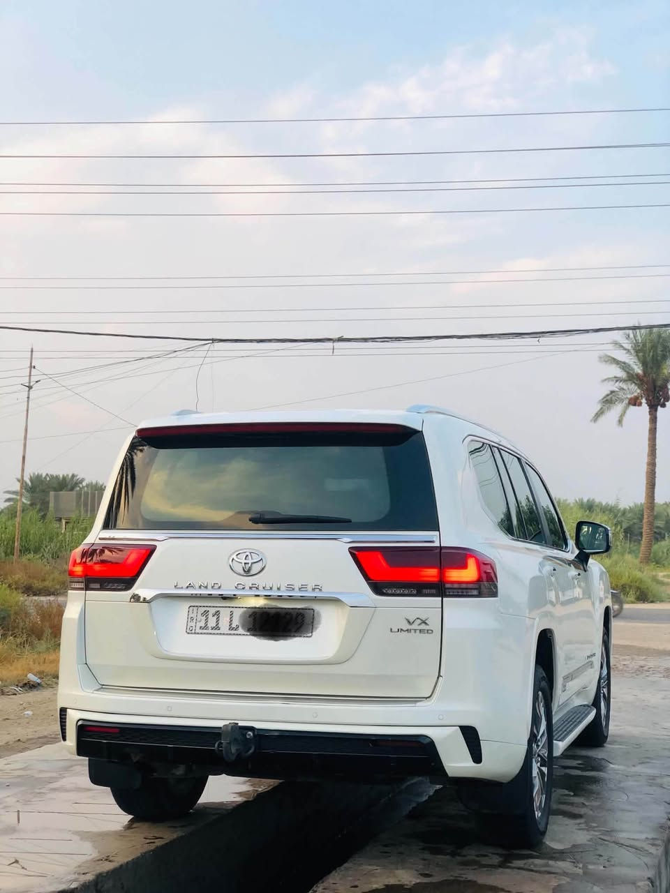 لاندكروز 2024 VX تنفس طبيعي بريم لمتدد فول مواصفات ماشيه 62 الف كفاله عامه باسمي
***********
