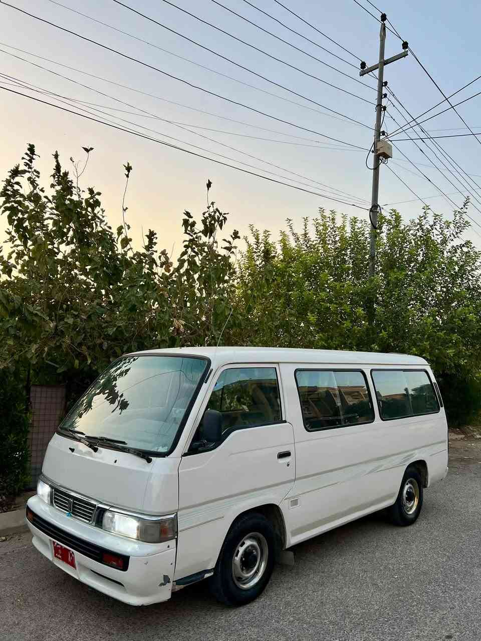 نیسان پاس
ئاڕم پلاستیک سلێمانی 
غاز و بەنزین 
مۆدیل ٢٠٠١ 
١٤ نەفەری 
حیزام سبوغ بۆ جوانی
سەقفی بۆیاغی نیە  
بێ لێدران 
دەرکە کارەبایی
سوکان پاوەر  
تاقم کوشن نوێ
تاقم پەردەی کامل بۆ بەستراوە 
گاعی نوێ
هەر چوار تایە نوێیە
جامی نەشکاوە 
کارەبایی کامل مەزبوت 
پشت و پێشی تازە توند کراوەتەوە
بێ نوقوستانی یەک دینار مەسروفی تێدا نیە 
دەعامی بۆ دەعامی بەشەرت 
مەکینە،گێڕ،بڕاوە،لێدرا،وەرگەڕاوە،بەشەرت 
ئاڕم و ئەوەلیات بەشەرت 
نرخی ٥٨ گەڵاو کەمێک معامەلەیە 
بۆ زانیاری زیاتر پەیوەندی بەم ژمارە تەلەفۆنەوە بکە 
*********** 
***********
*********** واتساپی لەسەرە 
شوێن.کۆیە
