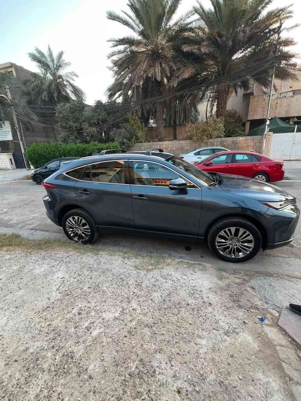 تويوتا فينزا هايبرد XLE
السلام عليكم 
تويوتا فينزا هايبرد XLE
وارد امريكي حادثة بنيد فقط بدون دواخل باقي سيارة كله مكفول سونار ب منشور ارباك ستيرن دشبول راجع سستم وكالة ماشية 45  الف كيلو ليس ميل 
فول مواصفات ماعدى البنوراما 
داخل جلد كامل مطعم صاج  ،داتاشو ، ،رادار امامي ، كشنات جلد ، كشنات امامية تدفئة تبريد ،شاحن
وايرلس كشن السائق كهرباء 
اوتو بارك، تشغيل عن بعد ، مانع تصادم، مري كهرباء نقطة عمياء، تحديد مسار ،ابل كار بلي ، قطعتين تبريد باب خلفي كهرباء ، شاشة كبيرة ، سستم صوت JBL
صندوق كهرباء 
تبريد تدفة كشنات 
رقم بغداد جديد تحويل مباشر هزه جديدة
مكان بغداد العامرية 
السعر 235 ورقة بيه مجال 
*********** واتساب
