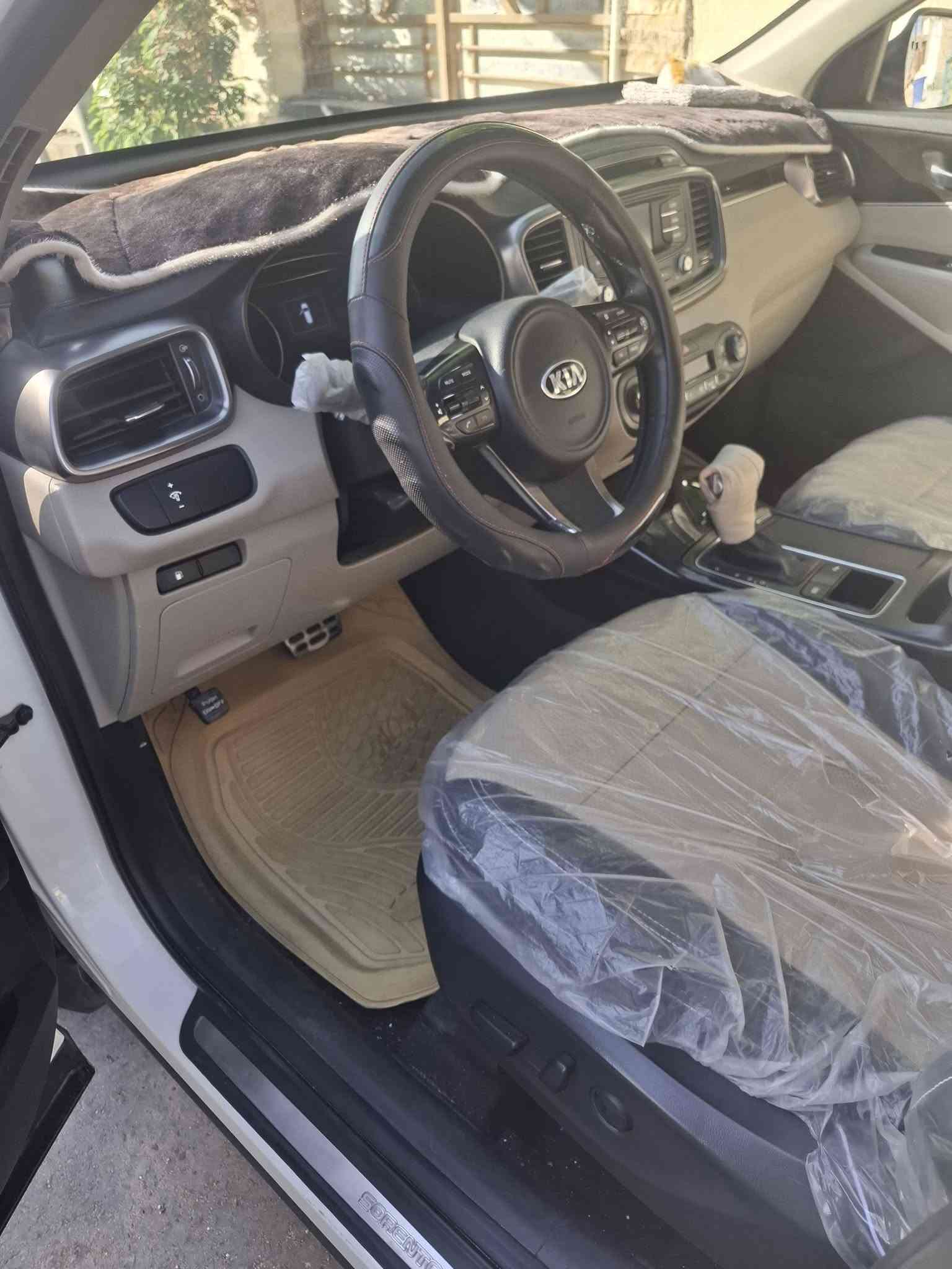 سلام عليكم سورنتو مديل ١٧خليجي فول ماشي ٦١الف حقيقي مكفوله من صبغ ٦سلندر ٧راكب للبيع مكاني كربلاء ***********
