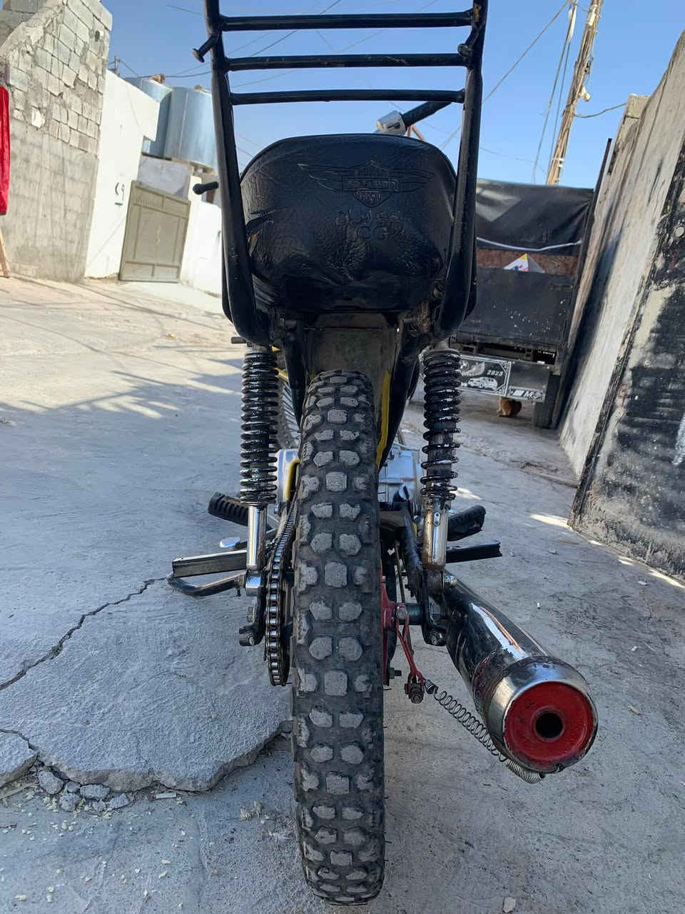 ماتوره بو فروشتن سيعري ٢٥٠ هه زارو مه عامه له  مه كينه كه ي كال بوته وه بوياخ كراوه ته وه شوين سليماني ***********
