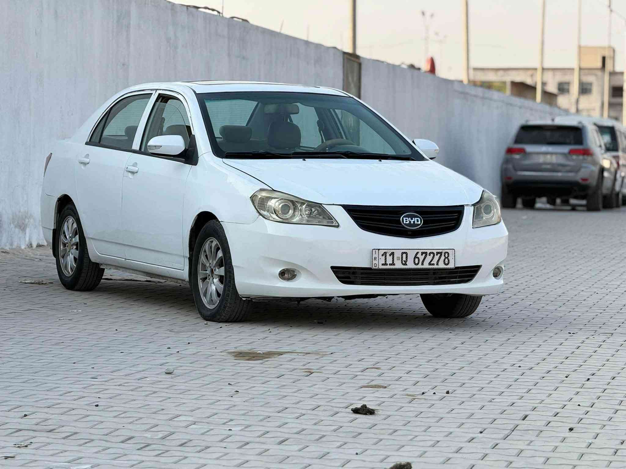 السلام عليكم بي وايدي 2013 مفكوله كفاله عامه ماعده طخه بسيطه بجاملغ لخلفي بسيطه فقط غيره ماكو سياره جديده بمعنه لكلمه تجي وتشوف بعينك سياره تخم تاير جديد صدر امامي خلفي جديد مكينه 1800 كير جديد تبريد منضومه جديده وبعده بضمان ماشيه 183 حقيقي سنويه 2029 سياره كل نقص مابيه الحمدالله على ايدي سعر 51 وبيه مجال مكاني بغداد 
***********
