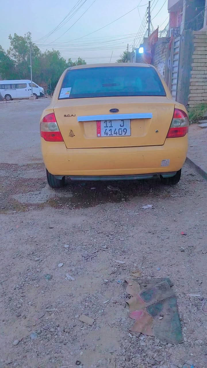 سلام عليكم طيبه 2015 للبيع سياره جاهزه كامله 
تبيرد ثلج❄ أي نقص ما بيه كامله حلوه السياره
 السعر 38 وبيه مجال ***********
