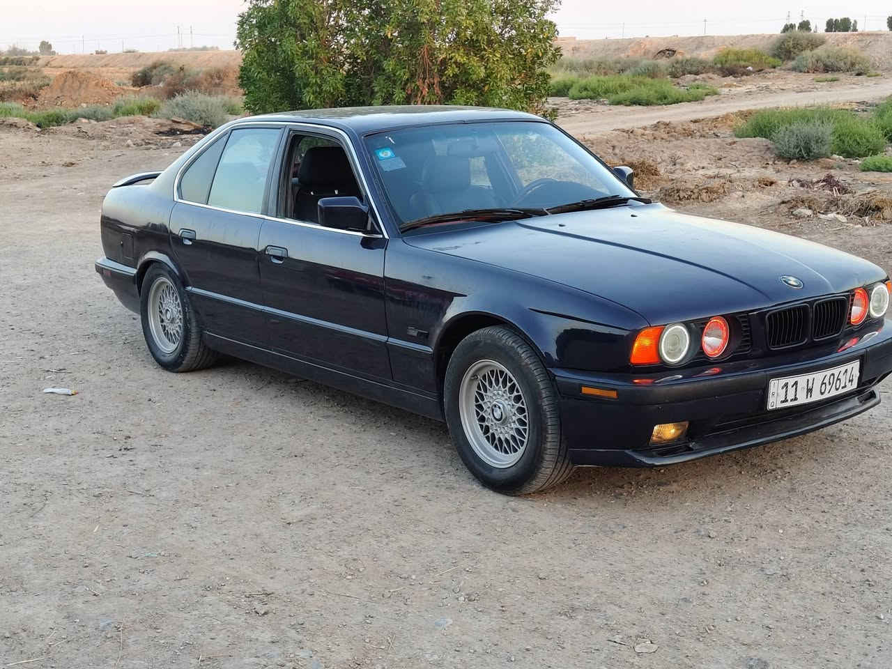 بي م دبليو 535 محدثة 525 موديل 1991 رقم بغداد محرك 6 مسكر تبريد قطعتين
مكفولة من الضربه سنوية جديدة بأسمي السعر 50 بيها مجال 

مكاني واسط ناحية شيخ سعد للاستفسار  ***********

