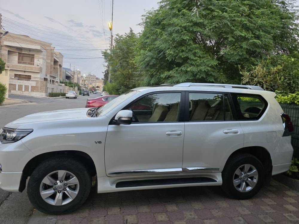 Toyota Land cruiser prado 2022
سلام عليكم                     
تویوتا لاند کروسر برادو ٢٠٢٢
من شرکە ساس 
ماشیە ٤٥٠٠٠ کم
بها نص قطعە، نصف جاملغ خلفي صبغ
مرقم اربیل باسمی
سعر ٤٢٠ ورقة
***********
***********
.......................................
سلام عليكم 
تویوتا لاند کروسر برادو ٢٠٢٢
شەریکە ساس
٤٥٠٠٠ کم ڕۆشتووە
نيو پارچەی هەیە، نیو چاملغی دواوەی سبوغە
رەقەم اربیل بە ناوی خۆمە
سعري ٤٢٠ وەرەقەیە
***********
*********** أربيل, العراق
