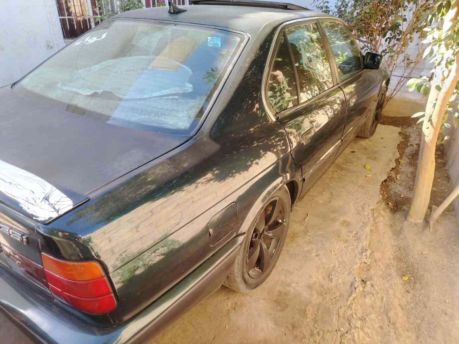سلام عليكم
للبيع بي ام
موديل 90 بسمي
فتحه كشن كهرباء
رقم ألانبار تحويل مباشر
مكان الرمادي البوفراج
سعر 40 بيها مجال
رقم ***********
