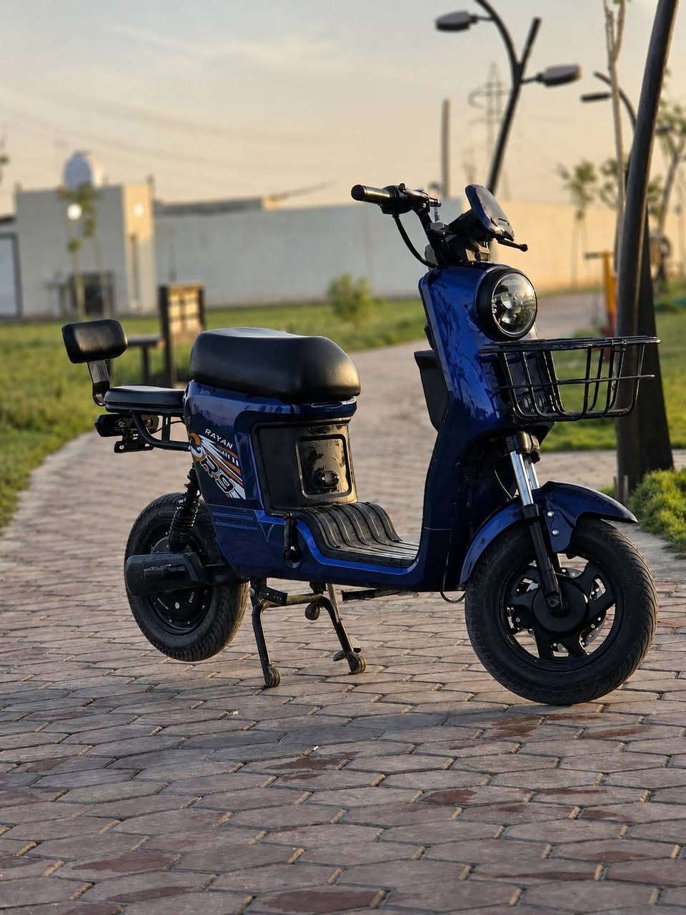 🚲🔥 باسكل R10 شركة الريان للبيع 🔥🚲
🔵 اللون: أزرق
✨ الحالة: نضيف
🔋 بدون بطاريات
📄 الملف: 1500
📍 المكان: كربلاء – الولاية
🚫 لا يوجد توصيل
💰 السعر: 180 ألف قفل 🔒
📞 للتواصل: ***********
📩 للجادين فقط ❤️‍🔥
