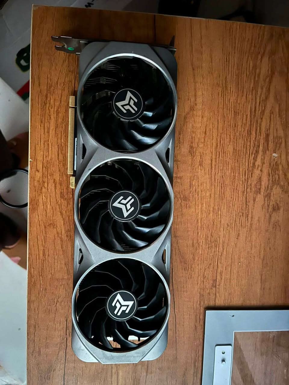 RTX 3070 • ٨ جيجا • ثلاثي المراوح